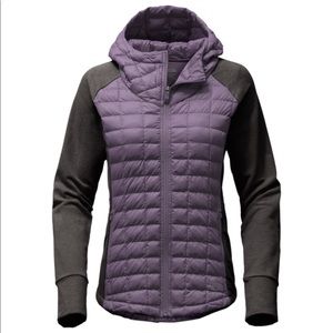 The North Face Women Endeavor Thermoball Jacket